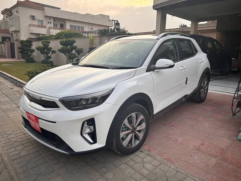 KIA STONIC 2024 2