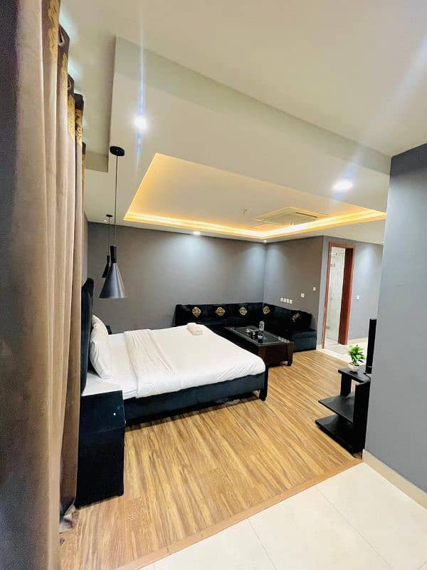 luxury studio one bedroom on per day rent 3