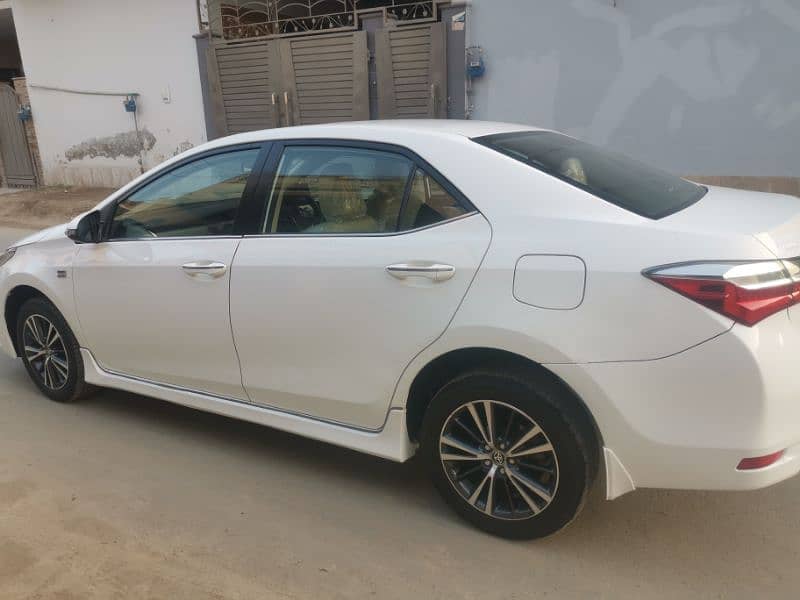 Toyota Corolla Altis 2020 4