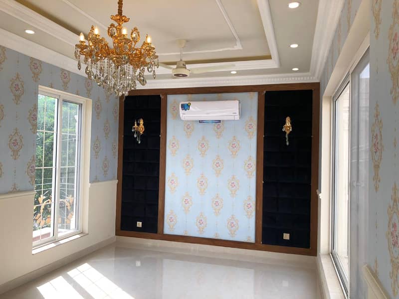 1 Kanal Luxury Spanish Design Slightly Used House For Sale In DHA Phase 5 Lahore. Prime Location Near To Park / Jalal Sons 6