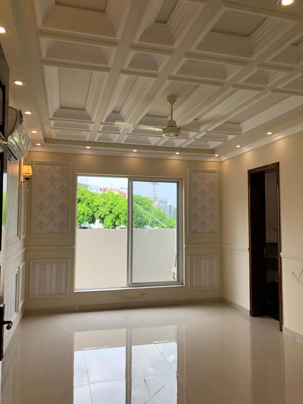 1 Kanal Luxury Spanish Design Slightly Used House For Sale In DHA Phase 5 Lahore. Prime Location Near To Park / Jalal Sons 8