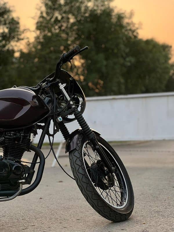 Honda 125 cafe racer 4