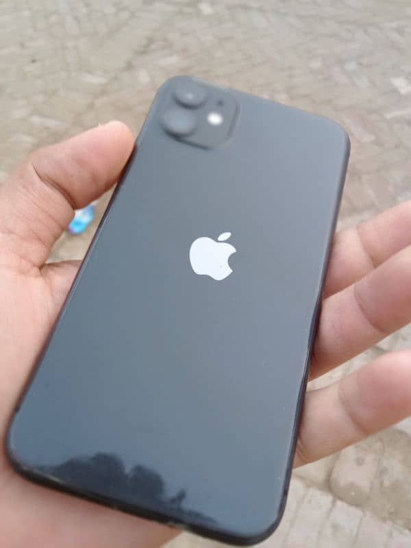 iPhone 11 non pta jv 90 health ALL okay 3