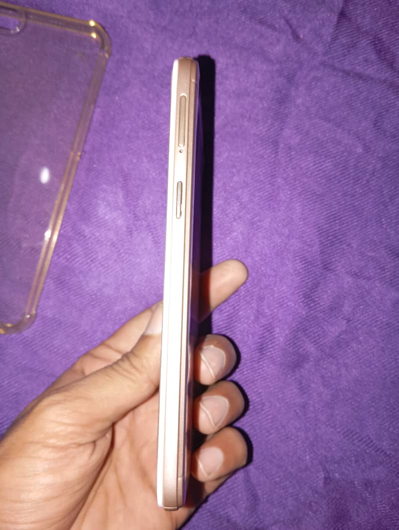 Gently used Oppo A57 for sale. 1