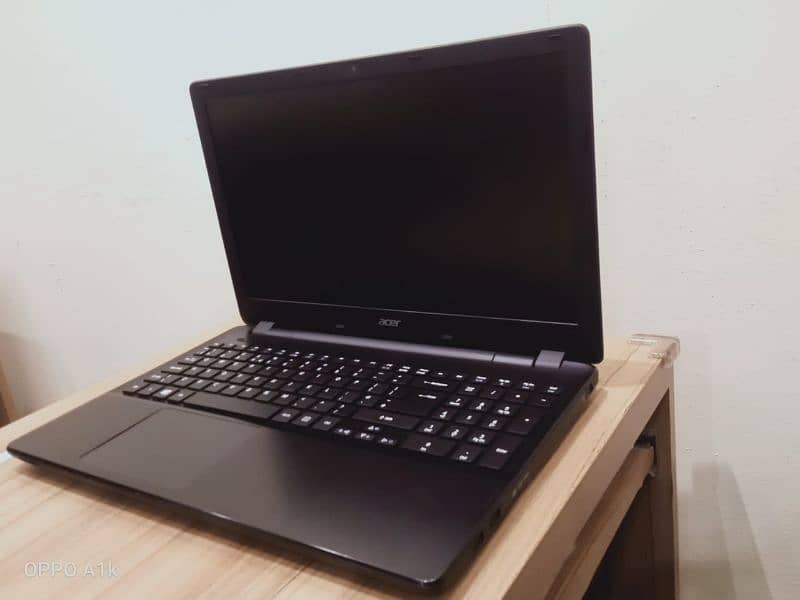 Acer Travel mate p256 with numeric pad 6