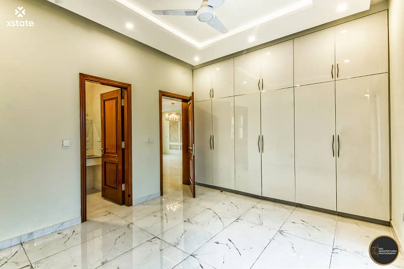 1 kanal luxury basement for rent in D-12 islamabad 5