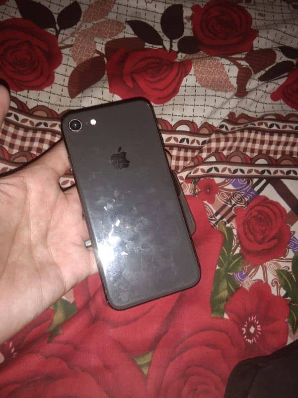 iphone 8 non PTA 1