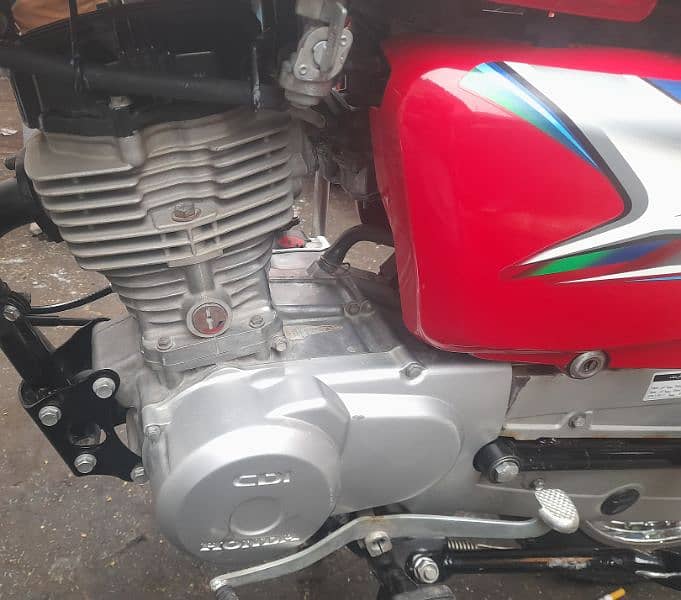 HONDA 125 2023 MODEL . neet &cleen smooth bike 4