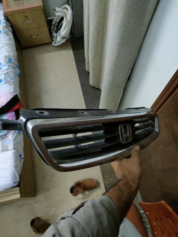 Honda Civic 1996-98 Genuine Front Chrome Grill Original 4