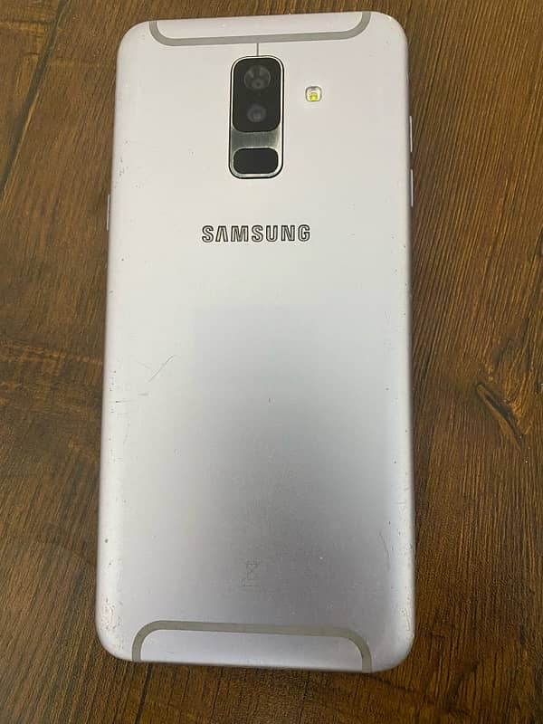 Samsung A6+  4/64GB 0