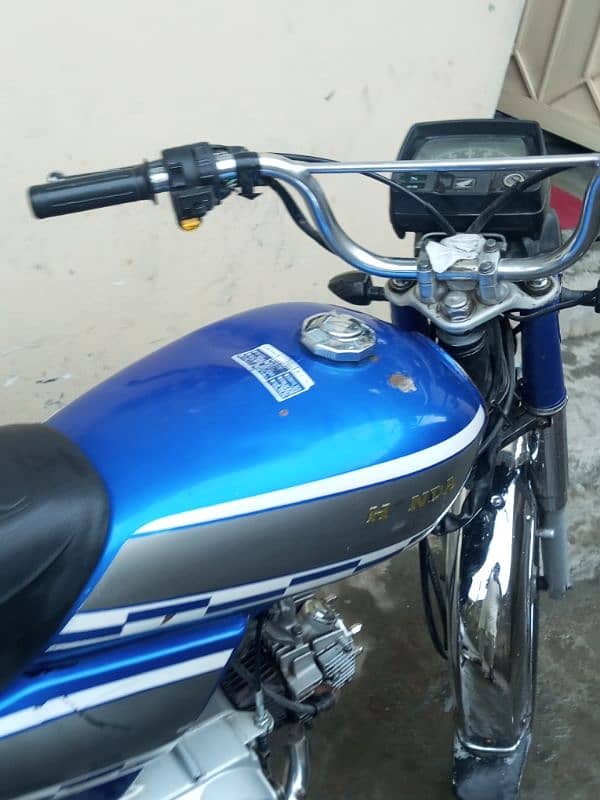 i am selling my cd-70 bike 1