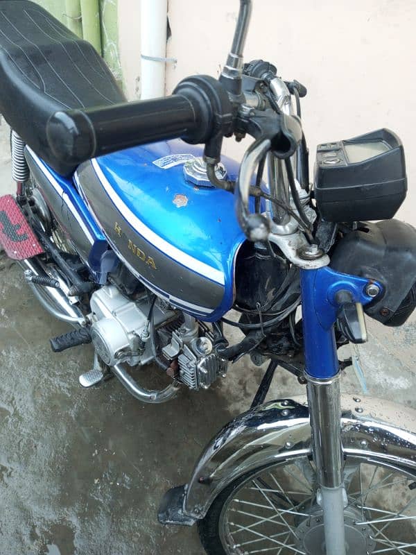 i am selling my cd-70 bike 2