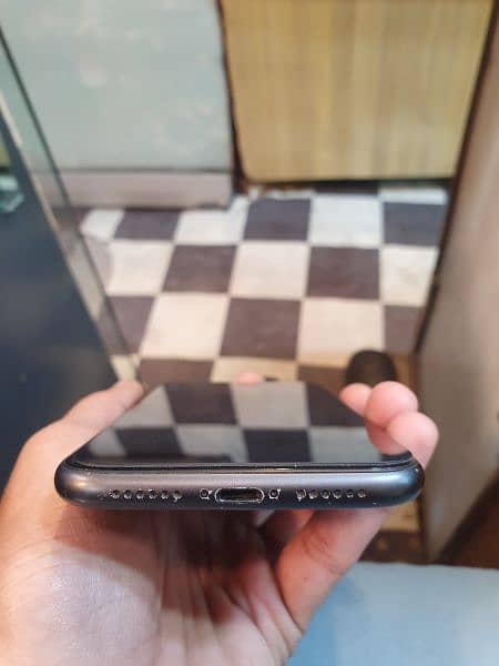 iphone 11 nonPTA 64 gb 3