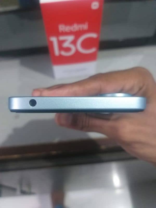 Redmi 13C 6\128 with box Brand new 7