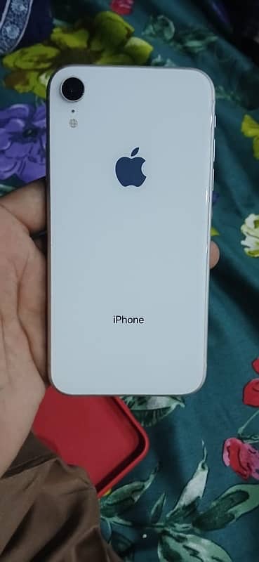 IPHONE XR 0