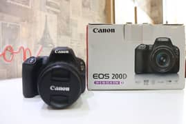 Canon 200d with 18-55mm lens