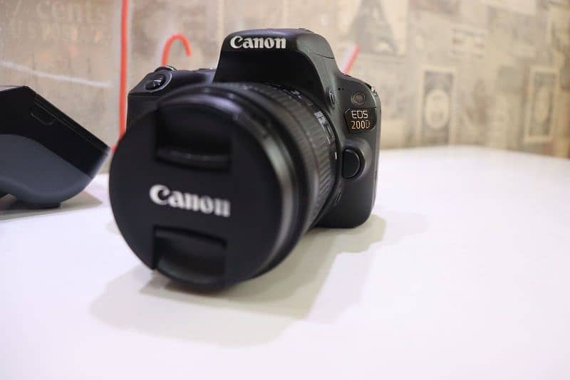 Canon 200d with 18-55mm lens 4