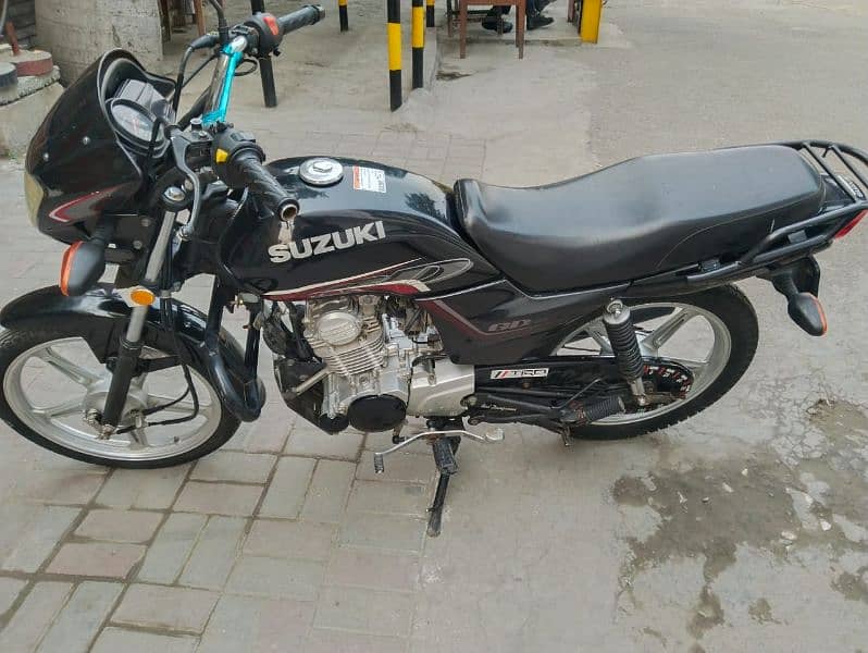 Suzuki GD 110s 2