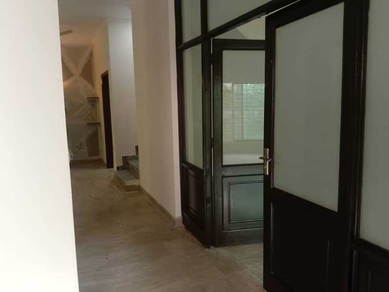 10 Marla Beautiful House Available For Rent in GG Block DHA Phase 4 Lahore 15