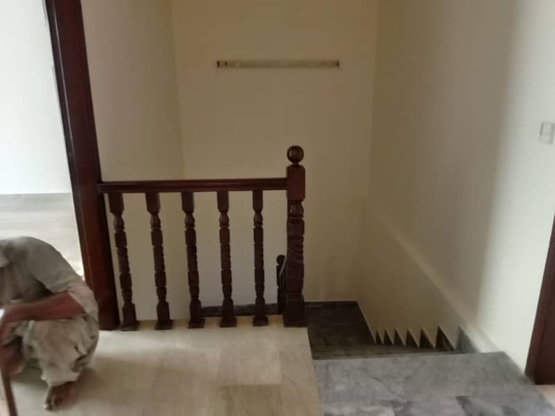 10 Marla Beautiful House Available For Rent in GG Block DHA Phase 4 Lahore 26