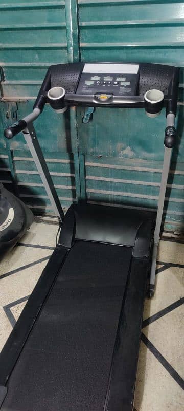 Green master treadmill for sale 0316/1736/128 whatsapp 1