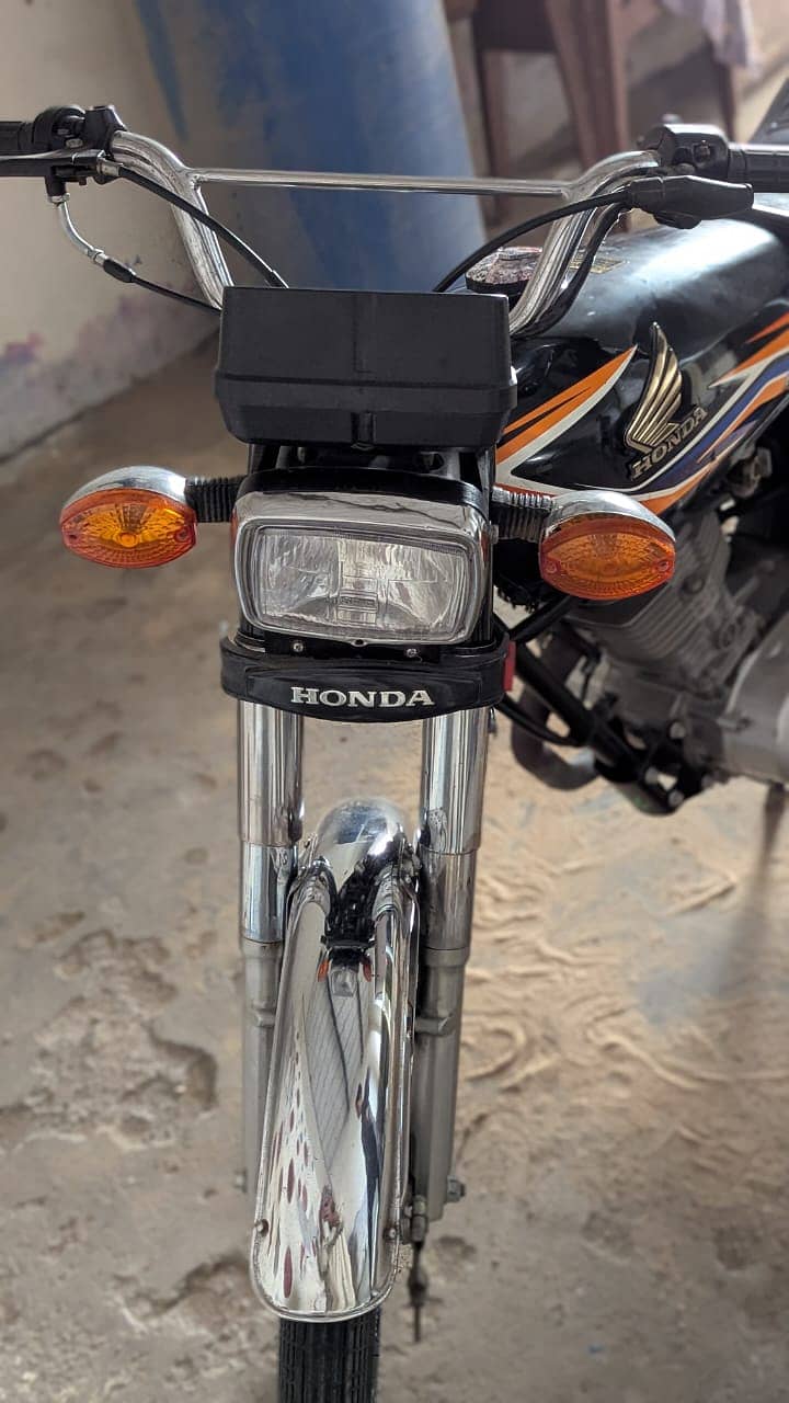 Honda CG 125 2018 ( Total genuine ) 4