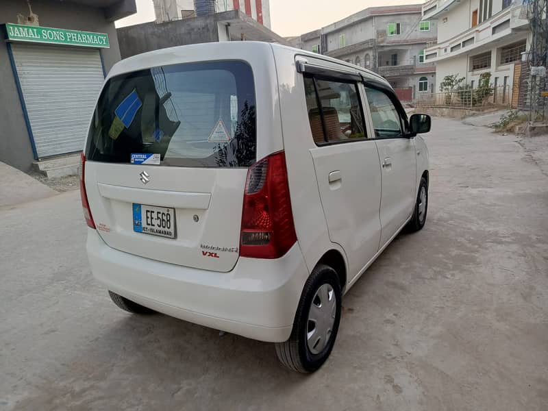 Suzuki Wagon R 2015 13