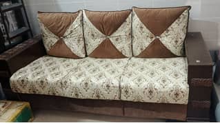 6 Seater Sofa Set for sale. . .