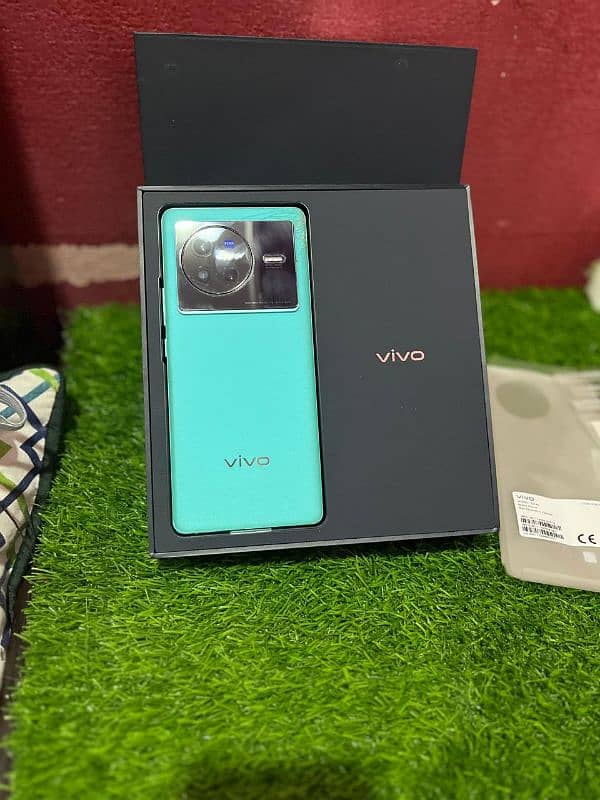 Vivo x80 full box with original cover 12gb 256 gb available Gujrat 4