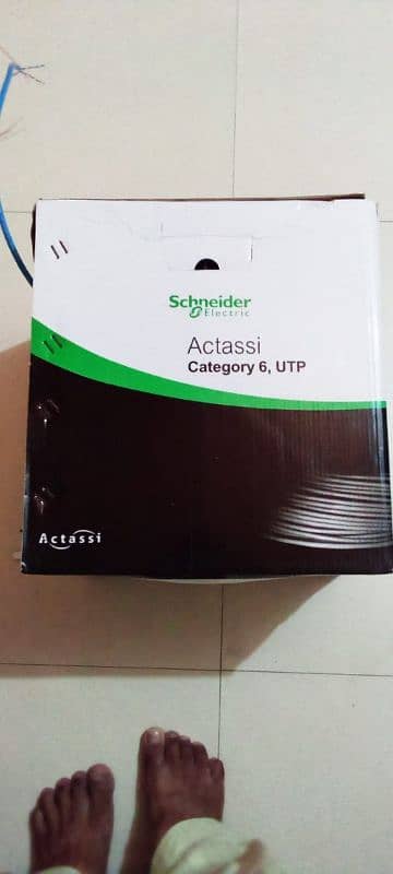 Schneider utp cat6 cable 2