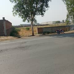 22 Kanal Plot for SALE on Multan road Lahore.