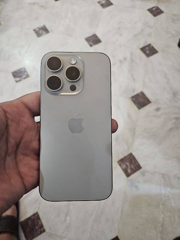 iphone 15 pro 128 gb HK 3