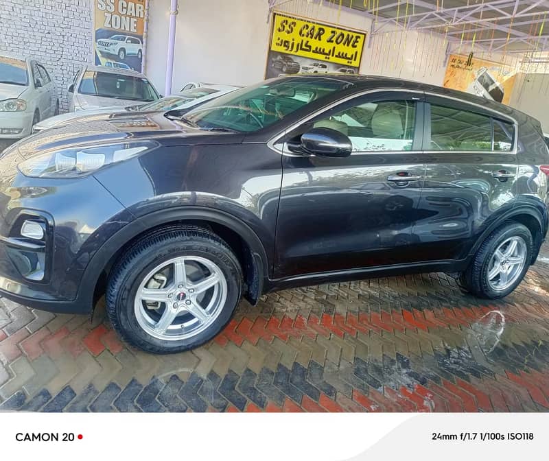 KIA Sportage Alpha 2022 8