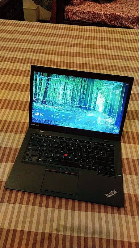 Lenovo ThinkPad X1 Carbon 5th Gen Core i7 256SSD 8 Gb RAM 0