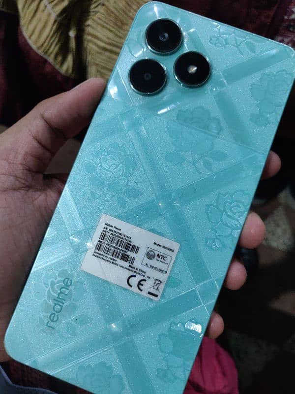 Realme C51 5