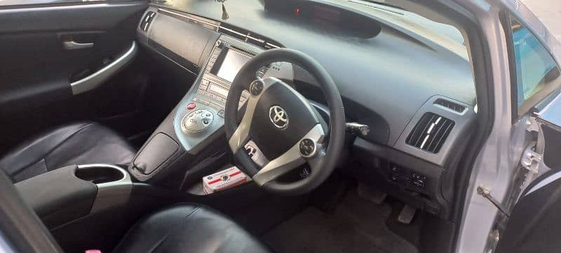 Toyota Prius 2013 15