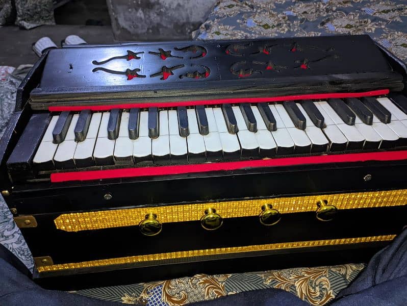 Harmonium 5