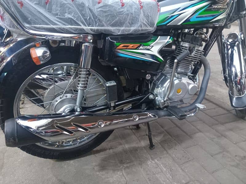 Honda cG 125 2022/23 Totally jenioun condition 5