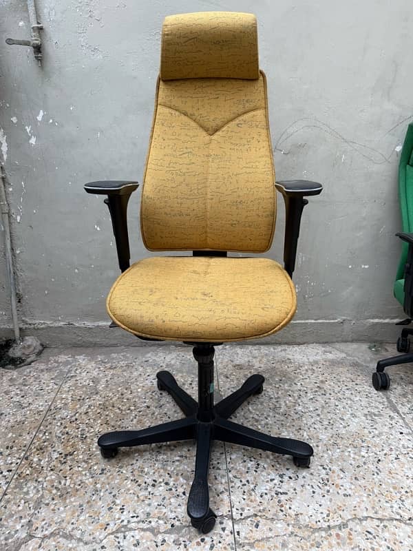 KINNARPS SWEDEN STYLISH IMPORTED CHAIR 10/10 2