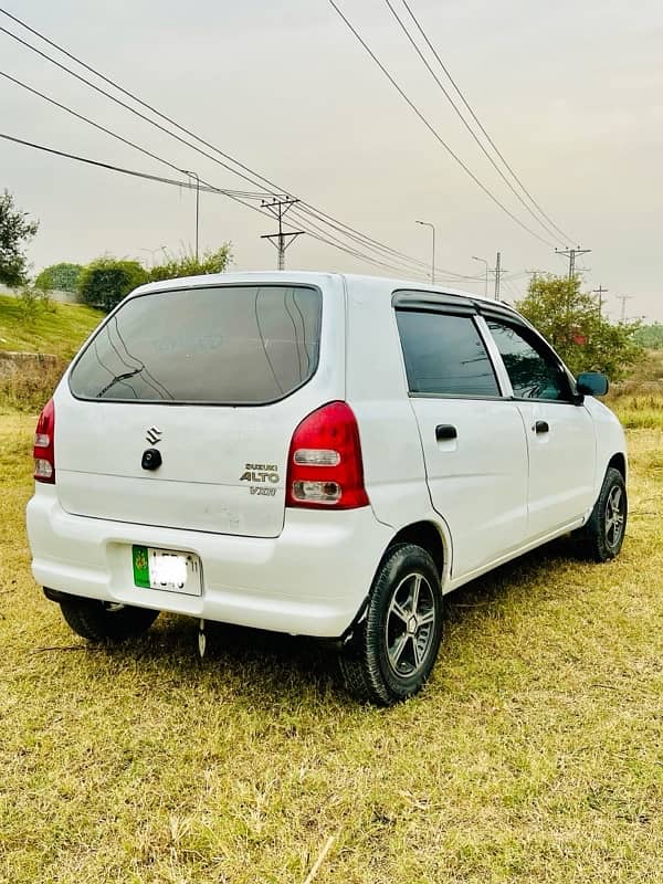 Suzuki Alto 2011 4