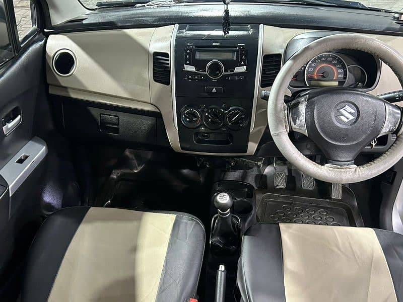 Suzuki Wagon R 2019 13