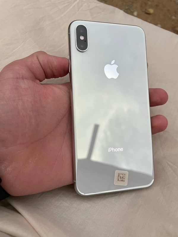 IPHONE XS MAX WATER PACK FACTORY UNLOCK 4 month sim working 2