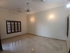 240 SQUARE YARDS WEST OPEN 1ST FLOOR PORTION FOR RENT IN JAUHAR BLOCK 3