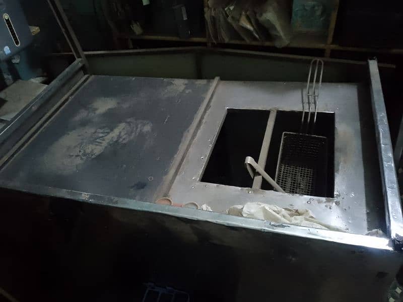 Burger and Fries Steel Counter for sale with Hot Plate and Fryer 1