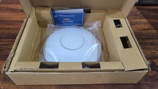 Ubiquiti UniFi UAP-AC-HD Access Point | Branded used (With Box)