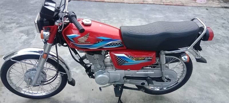 Honada 125 model 2024 saf peace all punjab number 3