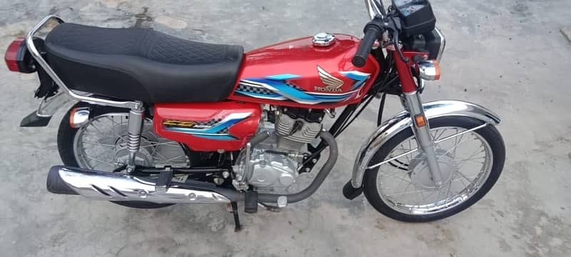 Honada 125 model 2024 saf peace all punjab number 4