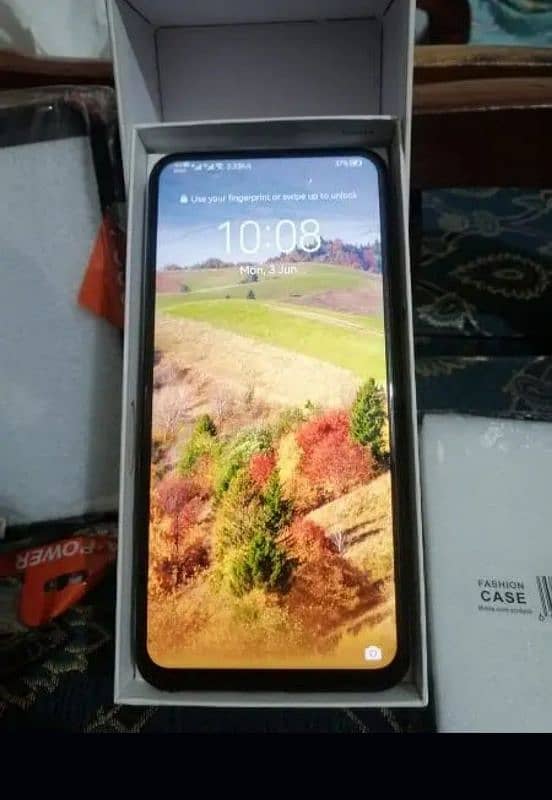 Huawei y9 price. 4/128.    (03284024742) 2