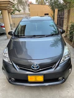 Toyota Prius Alpha 2012 reg 2015 S led touchbutton Ghear