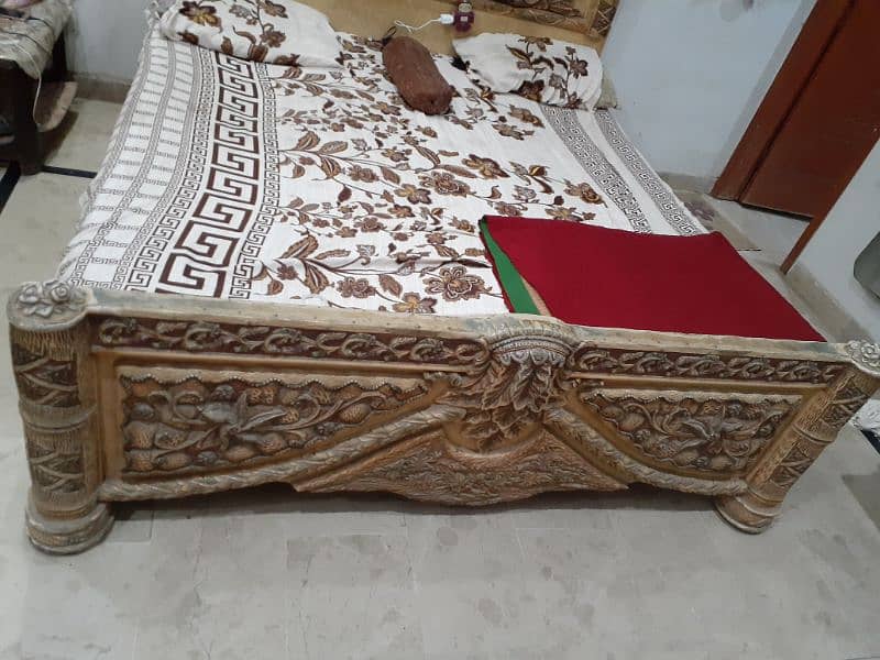 double bed 10/8 condition 1